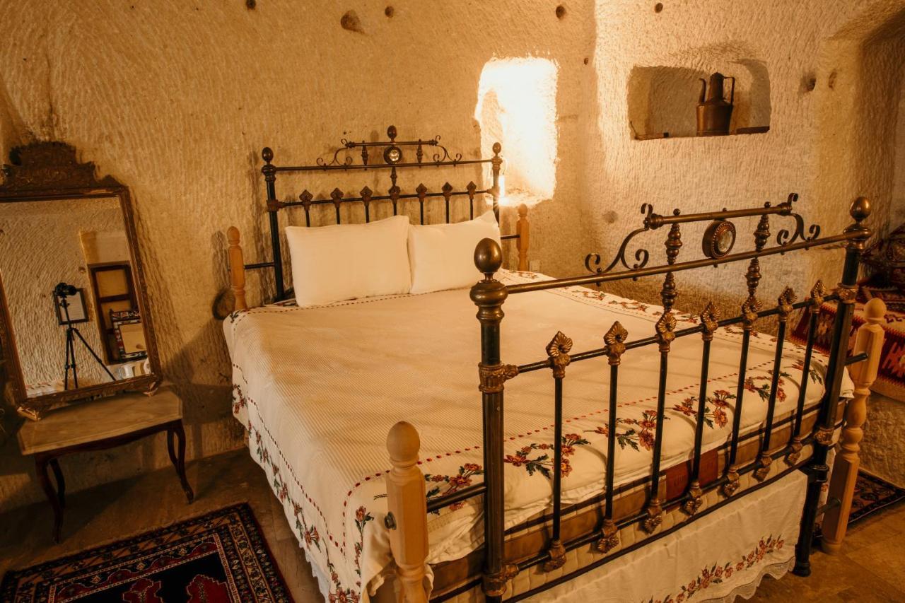 Hotel Village Cave House 2*