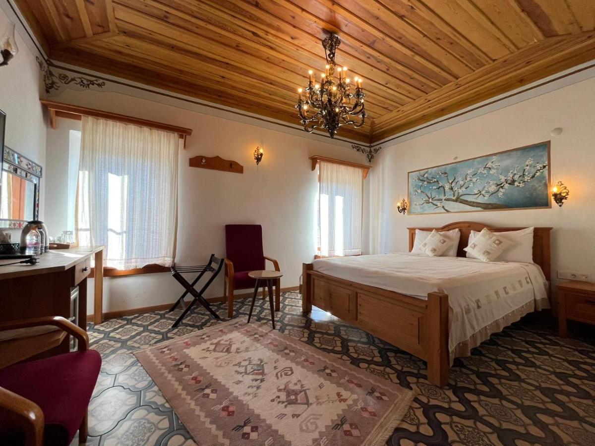 Hotel Eski 4*