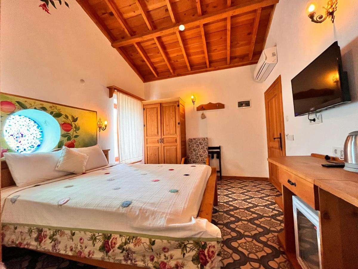 Hotel Eski 4*