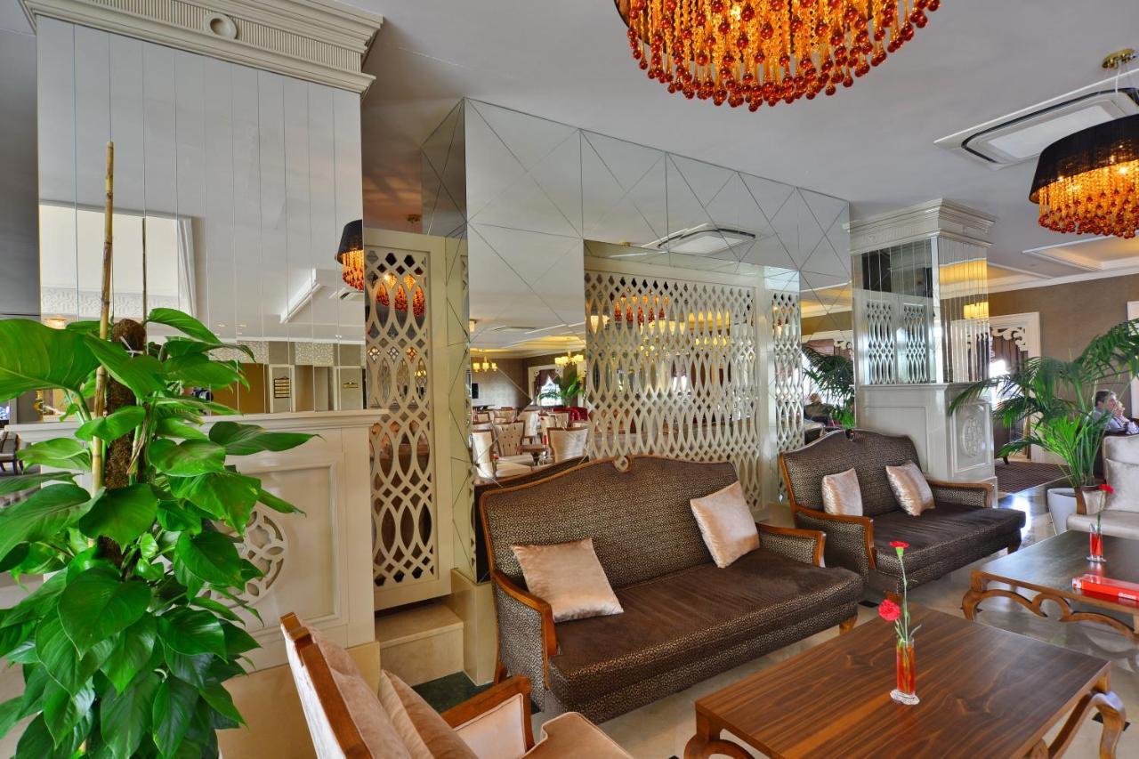 Crown Serenity Ultra Hotel Side