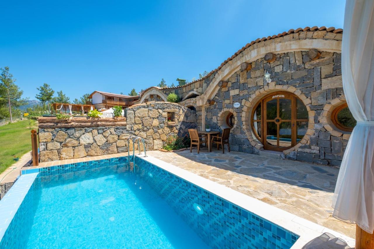 Maison Hill Hobbit & Boutique Hotel