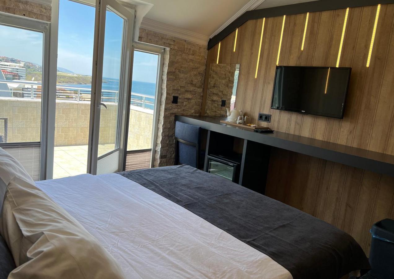 Hotel Fengo &