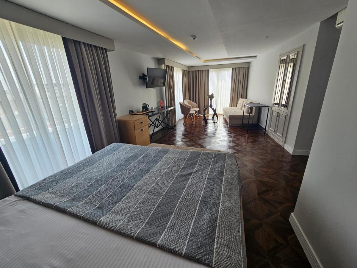 Anthemis Hotel