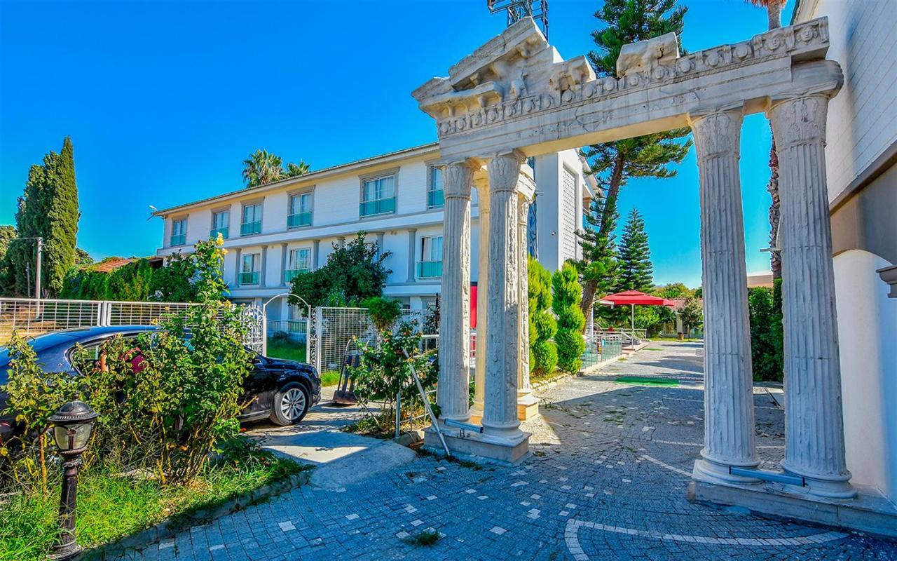 Clover Magic Altinkum Park Hotel