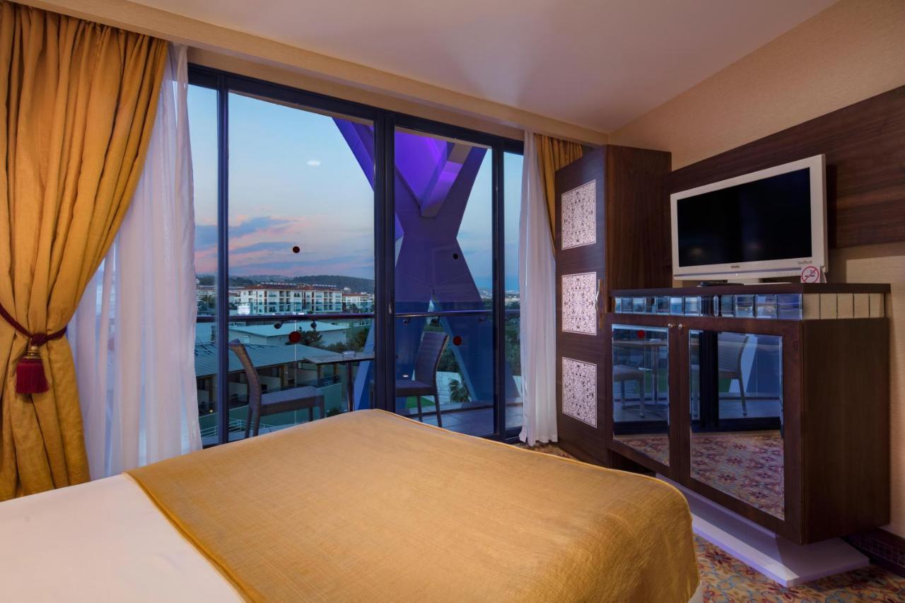 Granada Luxury 5* Okurcalar