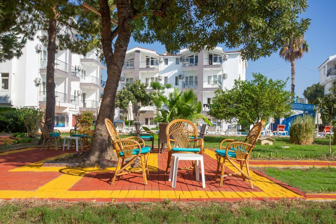 Irem Garden & Side