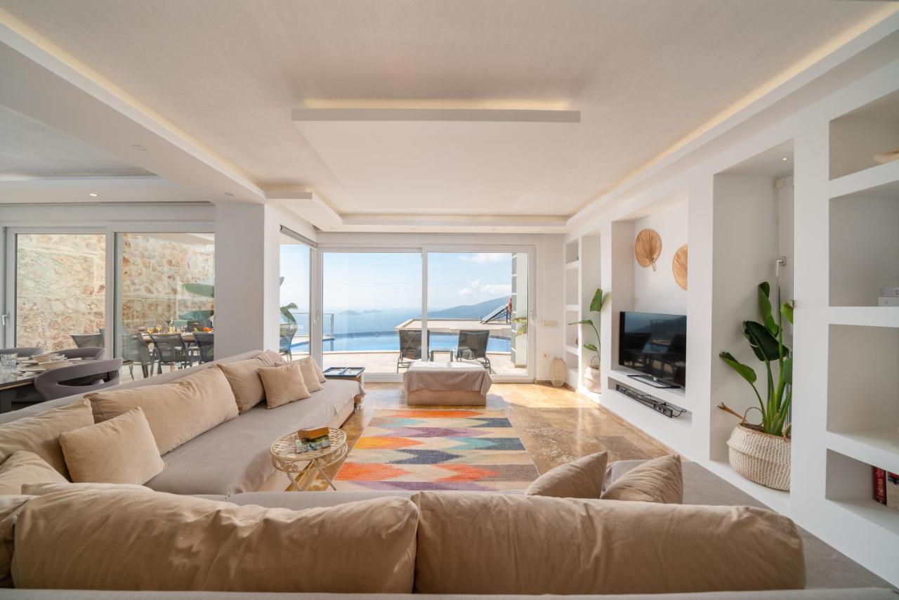 Luxury 5 Bedroom In Great Sea Views Kalkan