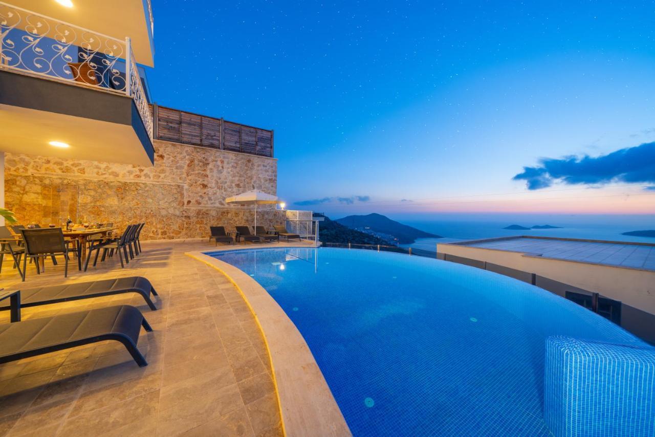Villa Luxury 5 Bedroom In Great Sea Views Kalkan