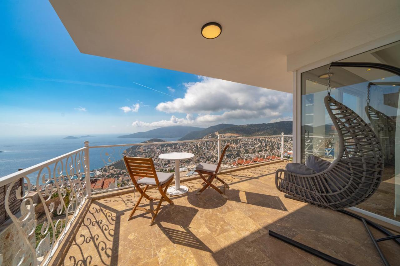 Luxury 5 Bedroom In Great Sea Views Villa *