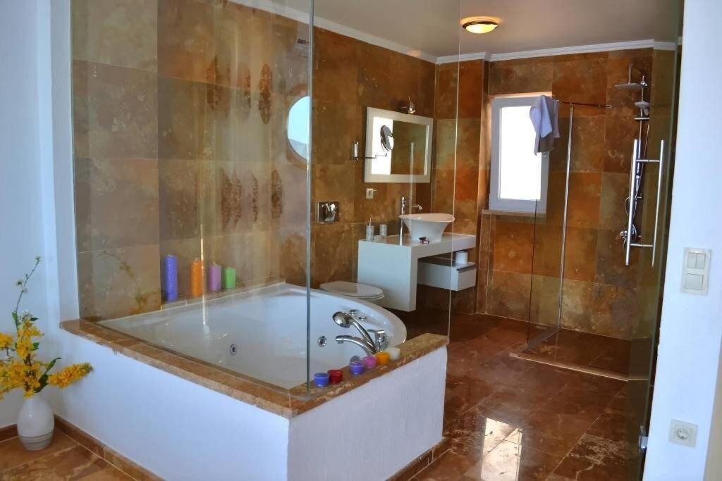 Luxury 5 Bedroom In Great Sea Views Villa Kalkan