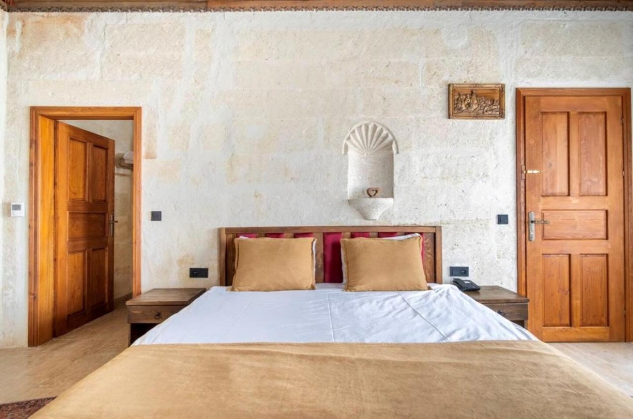Hotel Uzay Cave