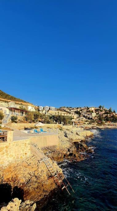 Blue Coast I & Ii Wbeach And Great Sea View - Kalkan Apartment *