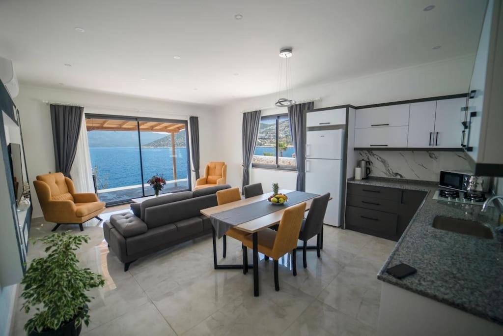 Apartment Blue Coast I & Ii Wbeach And Great Sea View - Kalkan