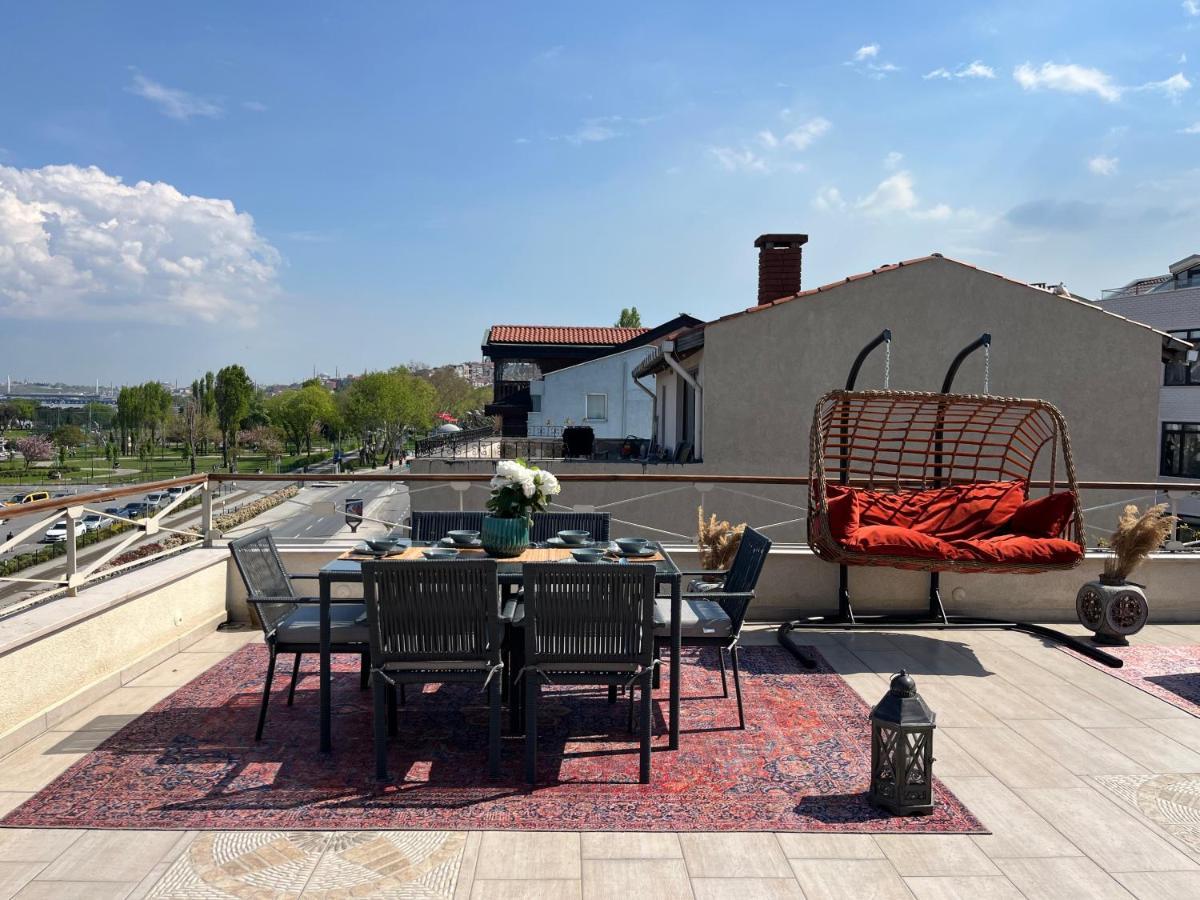 Apartment Waterfront By The Tram - Terrace With Dome & Golden Horn View In Fatih