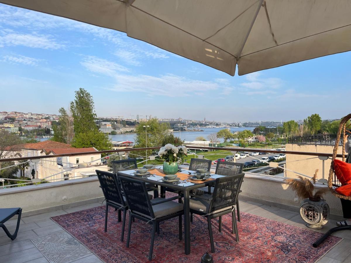 Waterfront By The Tram - Terrace With Dome & Golden Horn View In Fatih