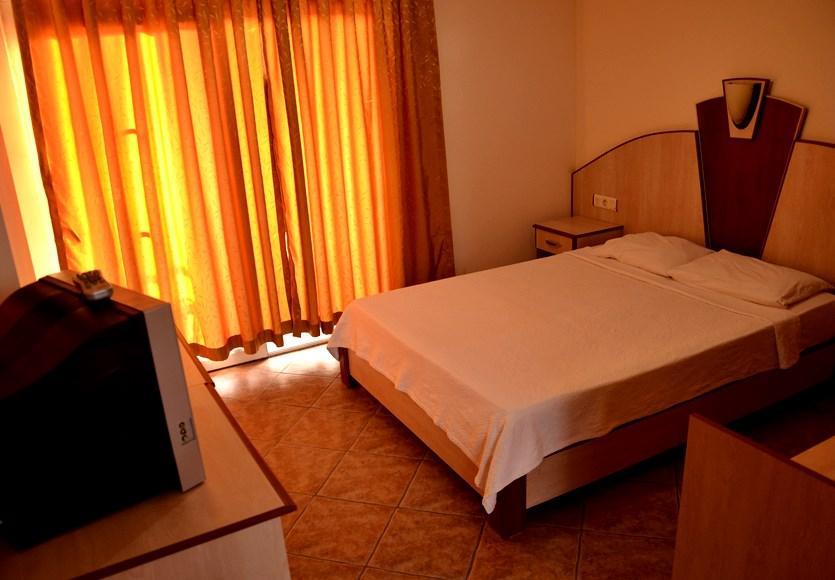 Hotel Ikbal *