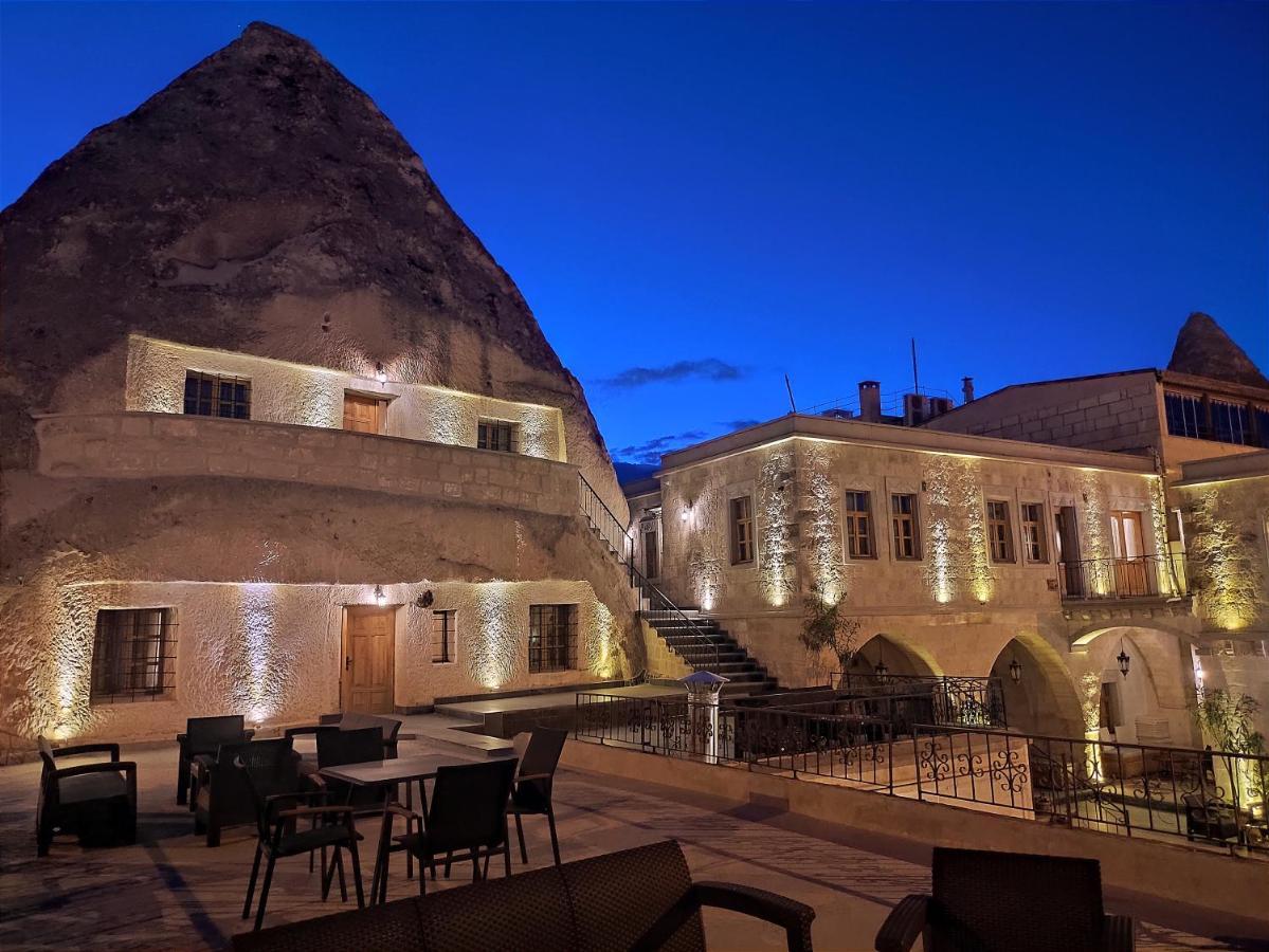 Cave Saksagan Hotel 2*