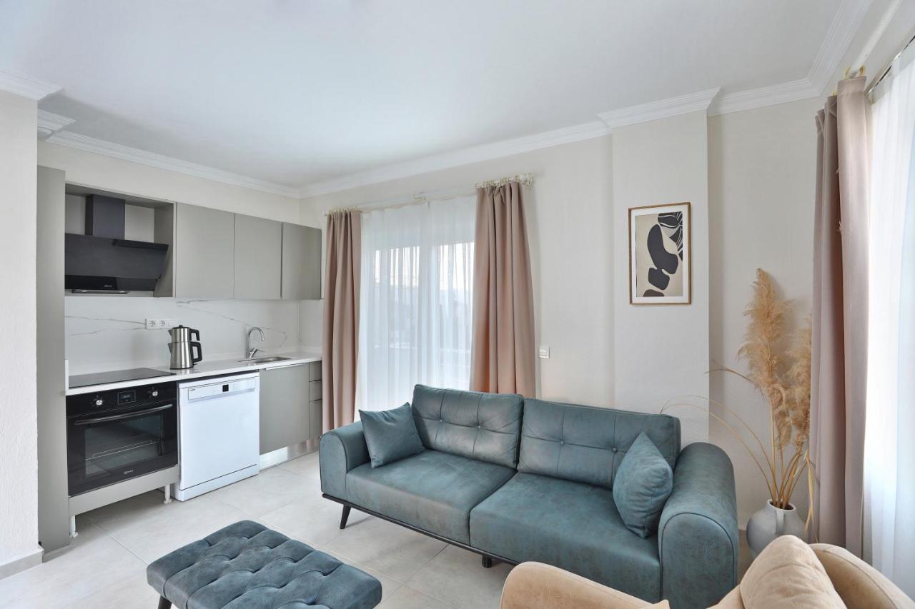 Lavinya Hotel 3*