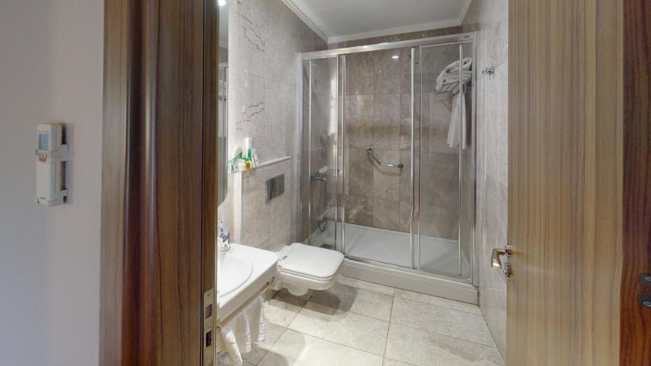 Mimi Hotel 4*