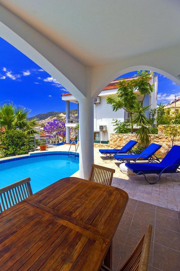 Ayseguel Villa