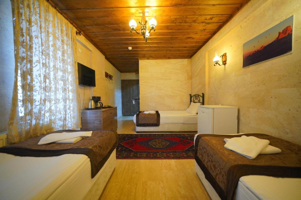 Cave Rooms&pool