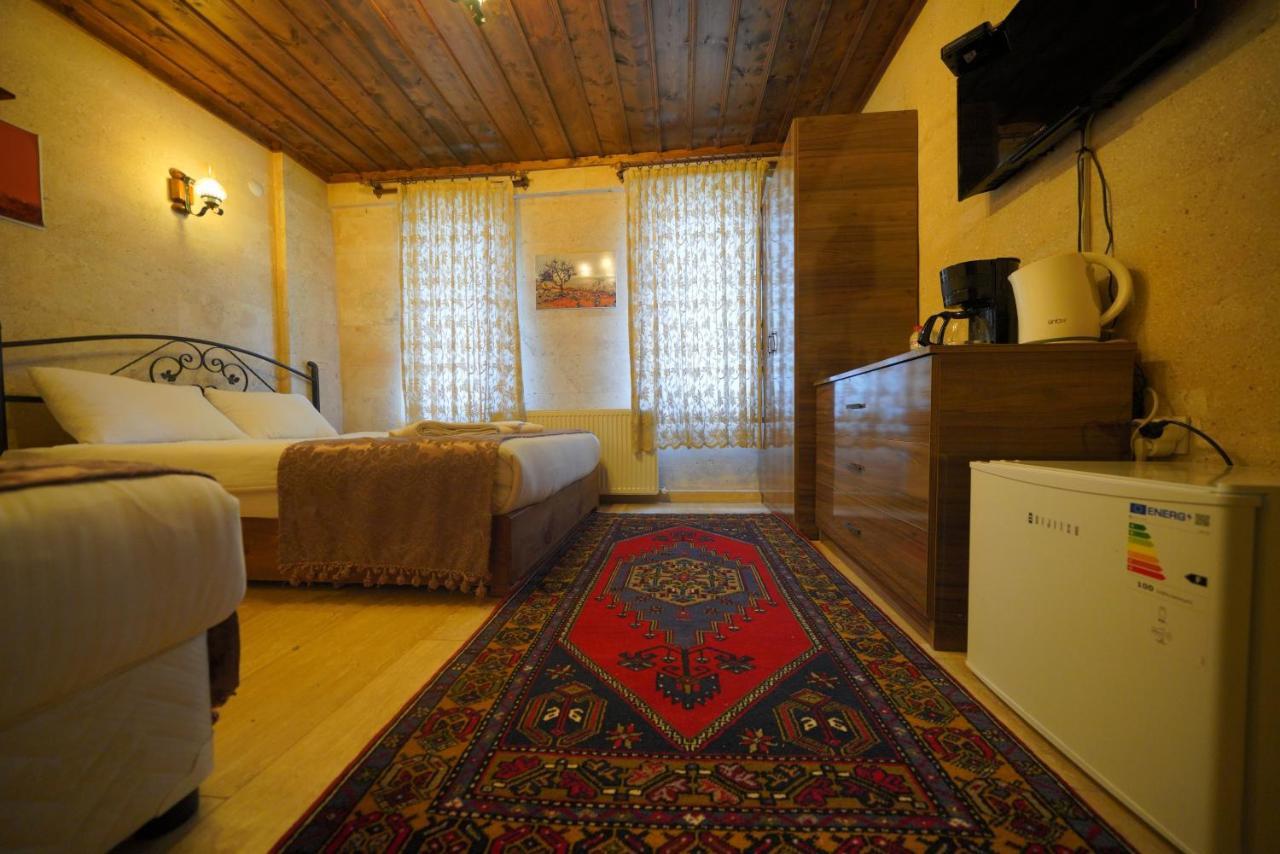 Cave Rooms&pool Goreme