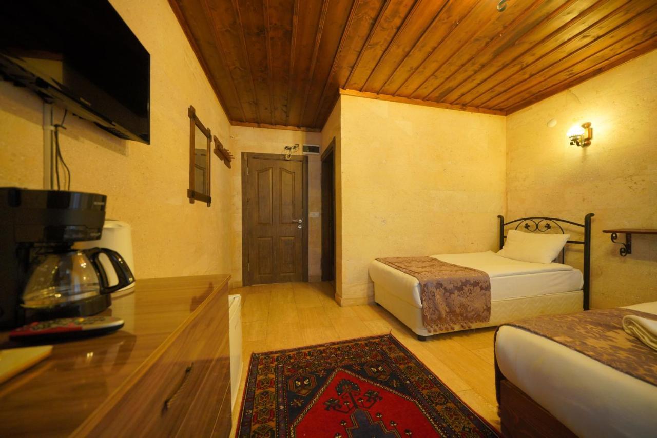 Cave Rooms&pool 2* Goreme