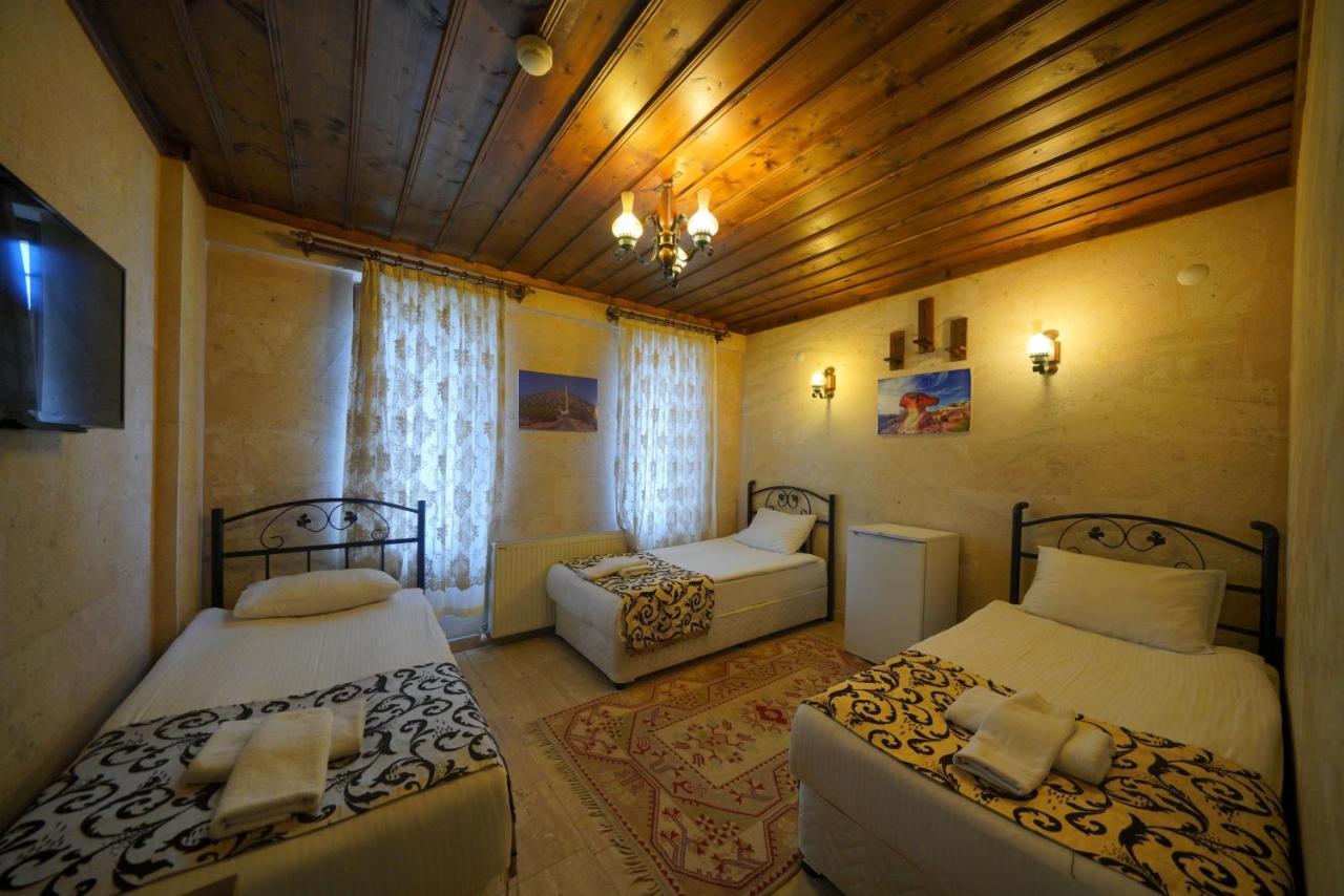 Cave Rooms&pool