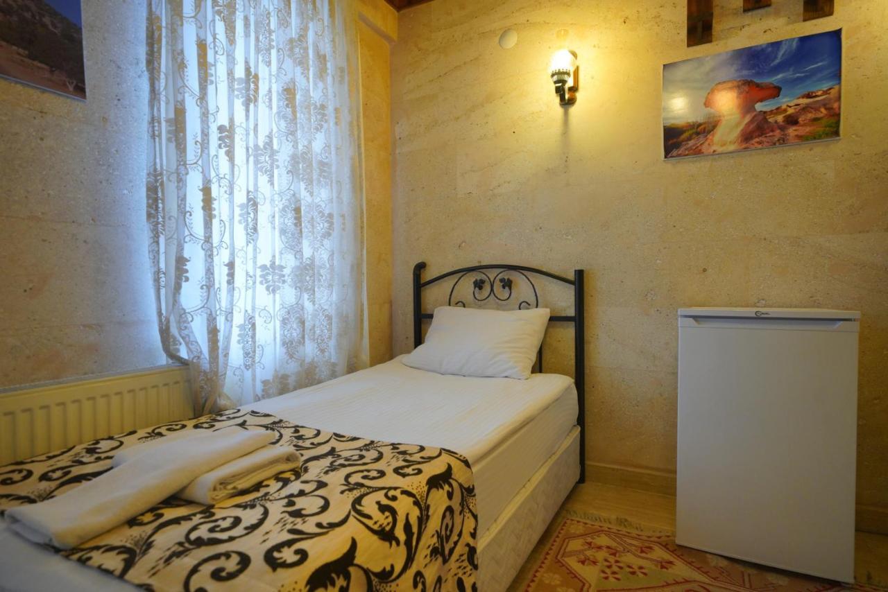 Cave Rooms&pool Goreme