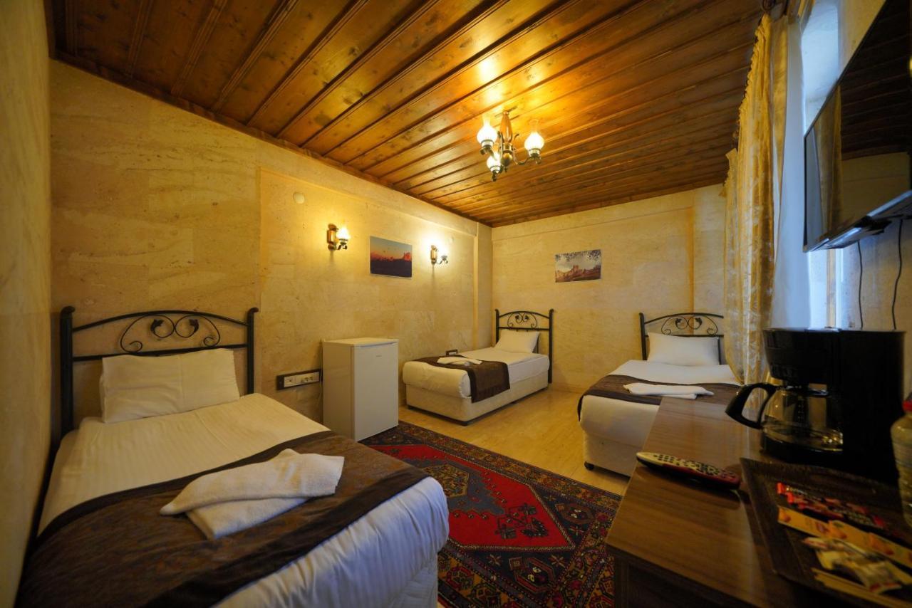 Cave Rooms&pool Goreme
