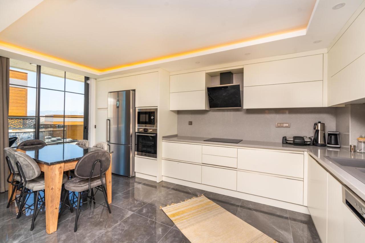 Miel Suites-3 Luxury With Private Pool&sauna Villa Kalkan