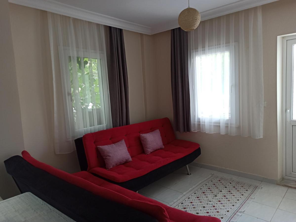 Isil Aparthotel 2*