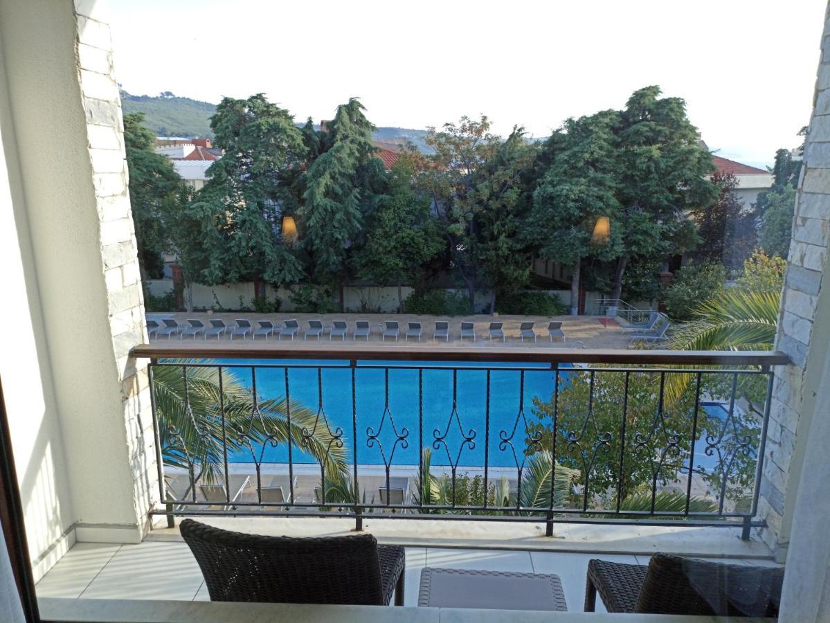 Iris & 4* Canakkale