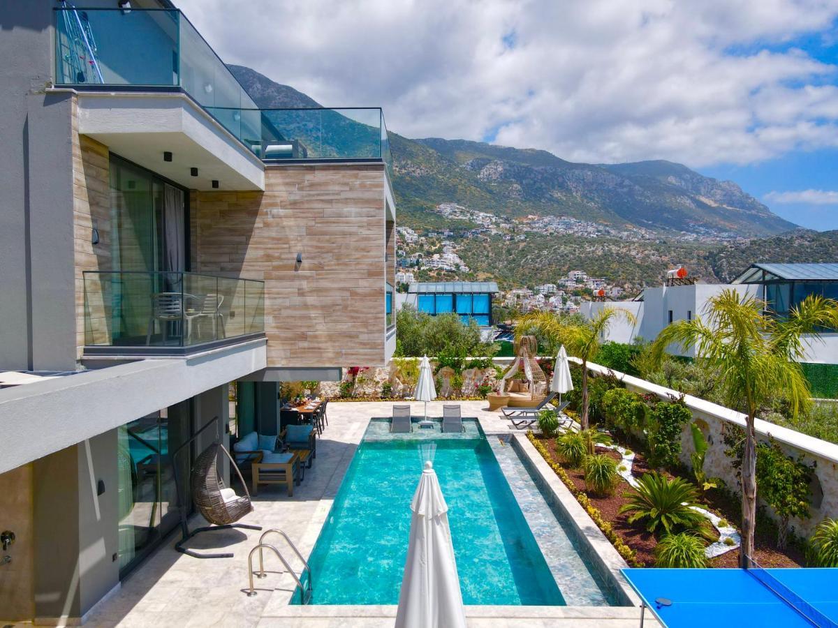 Kazarman, Kalkan'in Kalbinde Denize, Merkeze Villa Kalkan