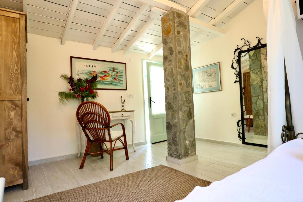 Kemerbag 29 12 Yas Uestue (adults Only) Bed & Breakfast Bozcaada