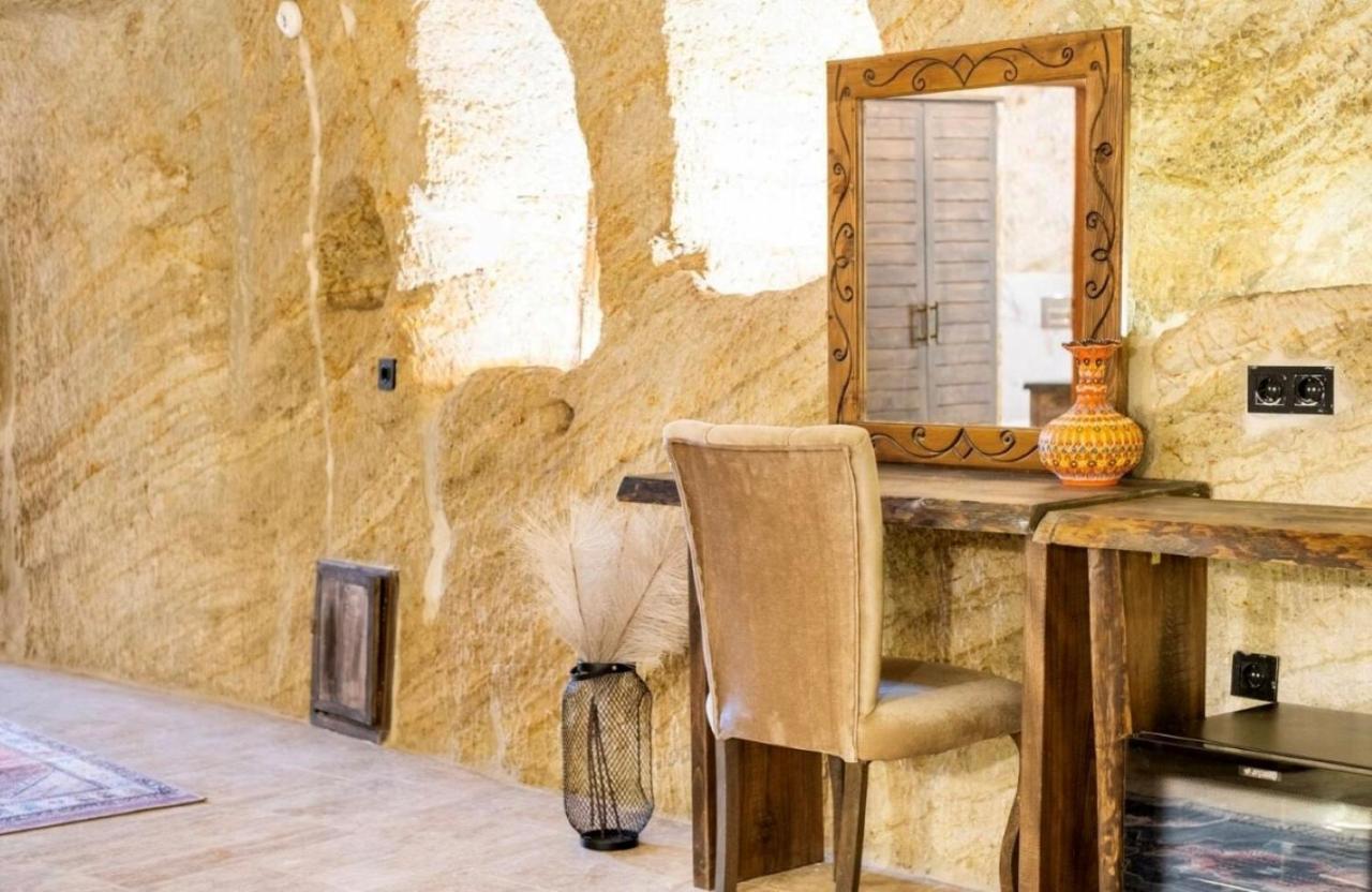 Hotel Uzay Cave