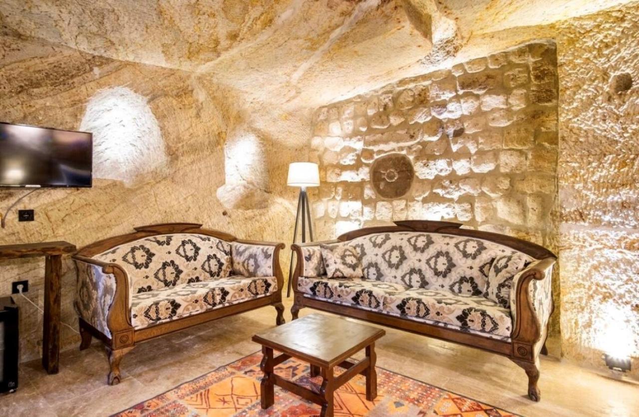 Hotel Uzay Cave *