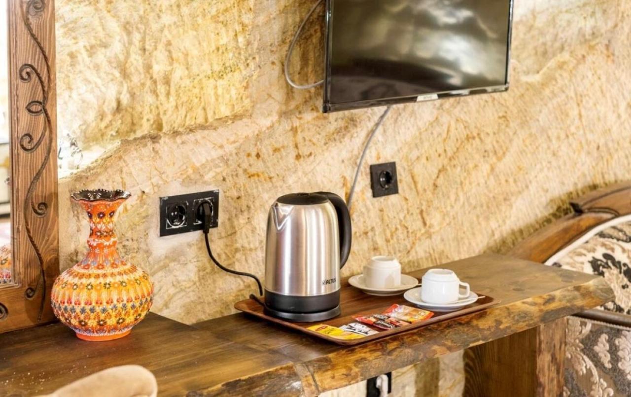 Uzay Cave Hotel