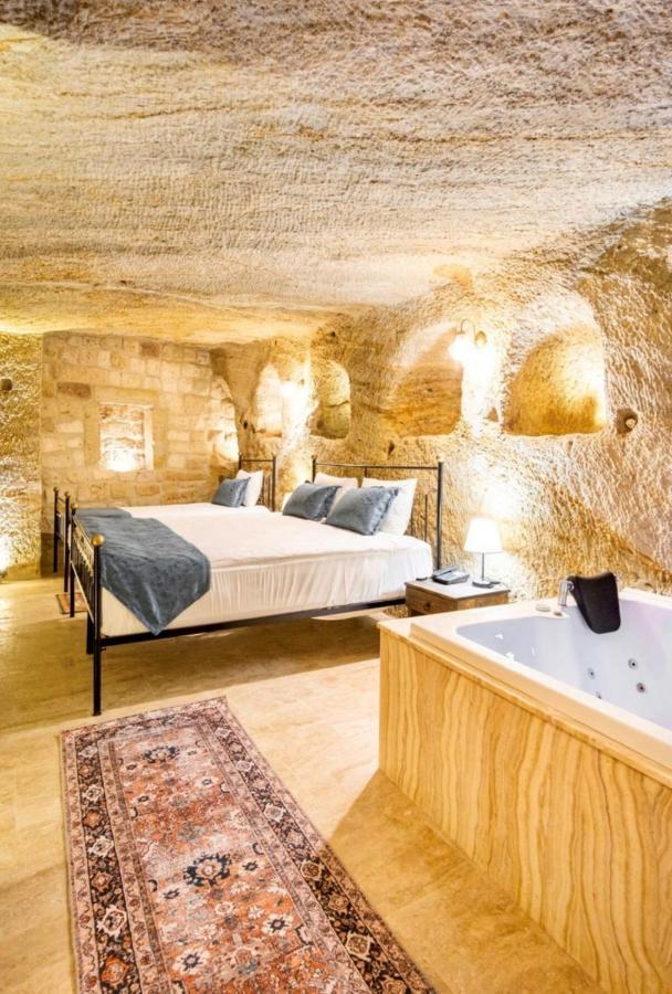 Uzay Cave Hotel *