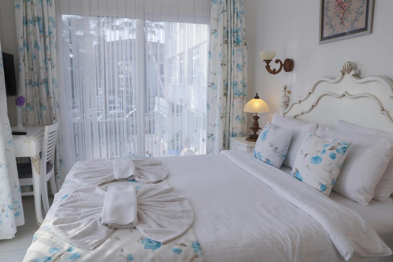 Dantela Butik 2* Cesme