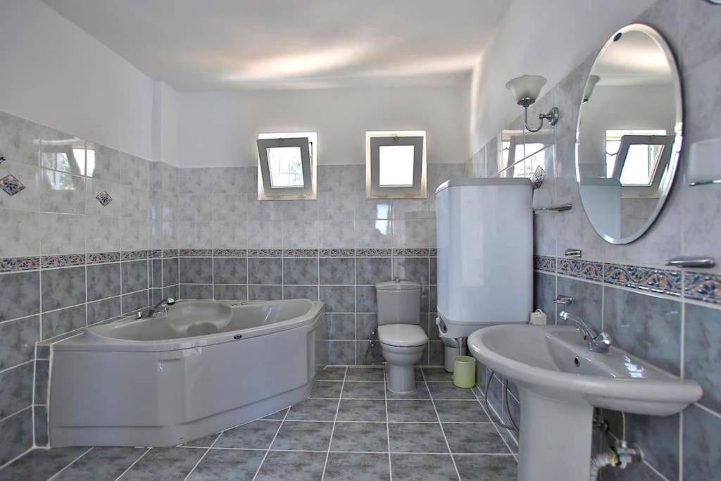 Mola 2 Apartment