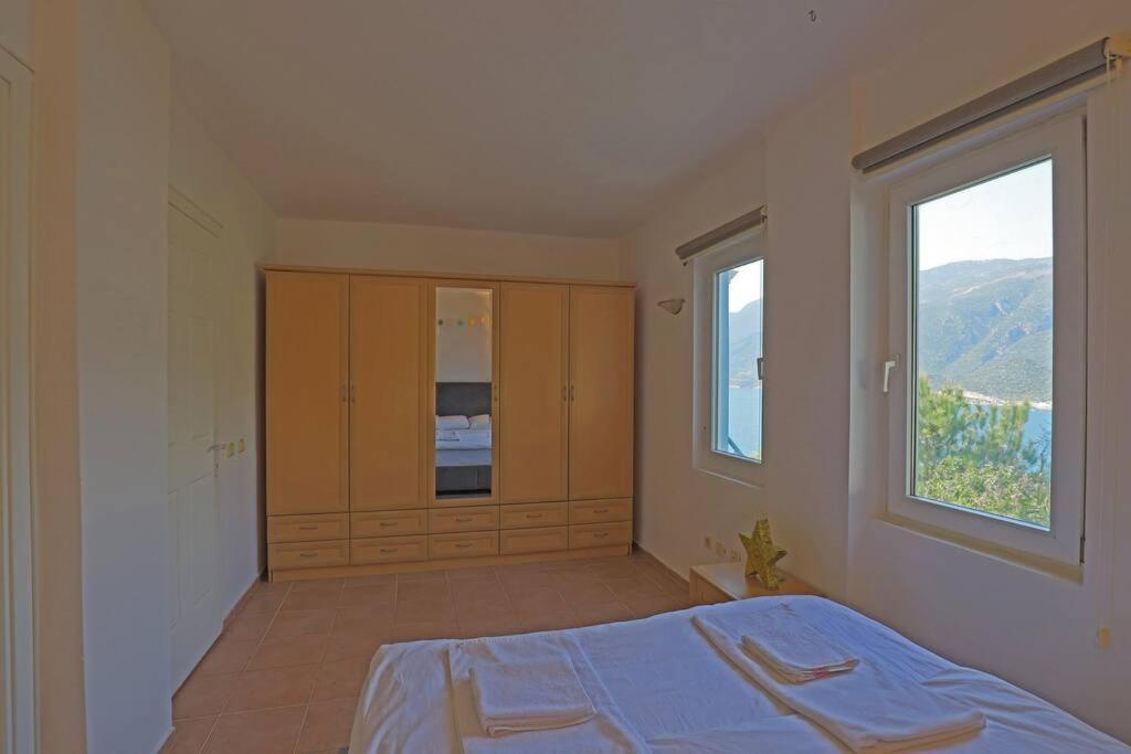 Apartment Mola 2 *
