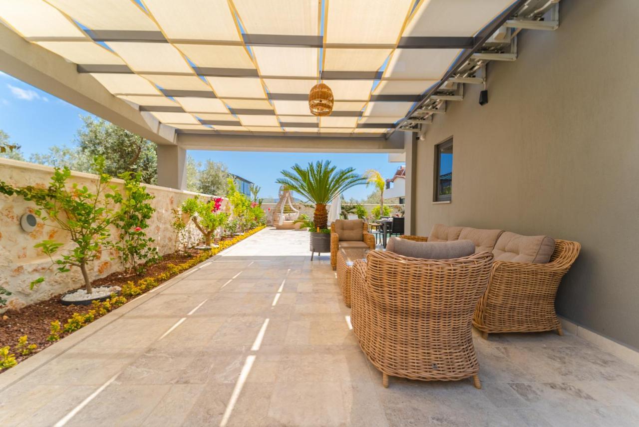 Kazarman, Kalkan'in Kalbinde Denize, Merkeze * Kalkan