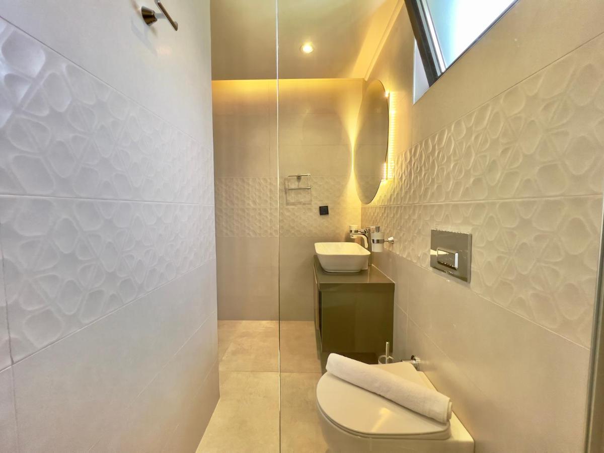 Villa Kazarman, Kalkan'in Kalbinde Denize, Merkeze