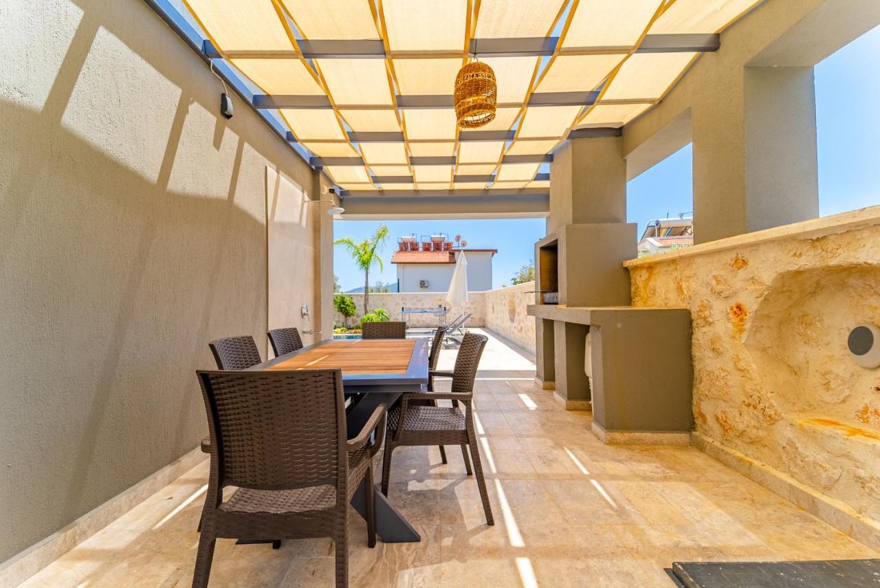 Kazarman, Kalkan'in Kalbinde Denize, Merkeze Villa Kalkan