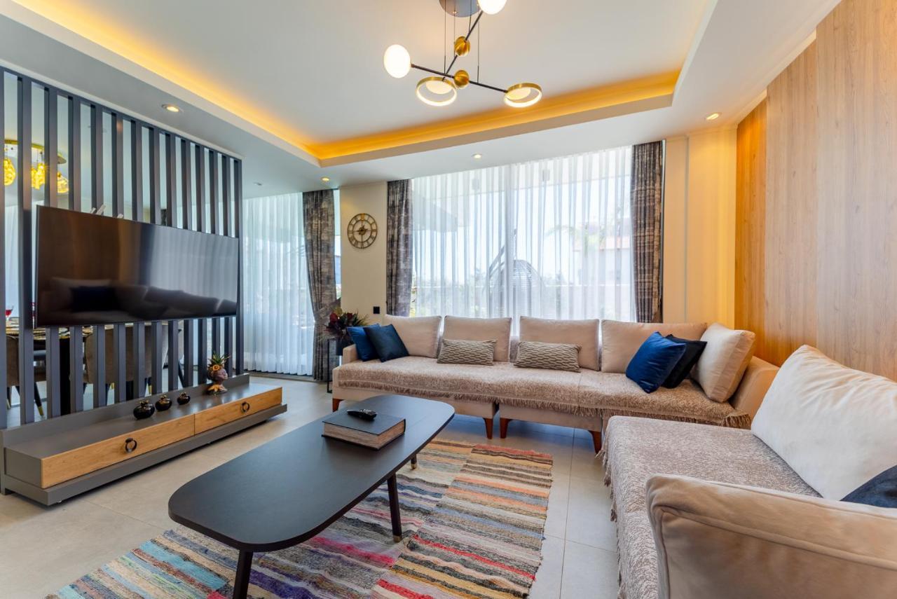 Villa Kazarman, Kalkan'in Kalbinde Denize, Merkeze *