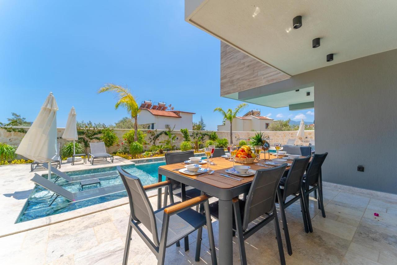Villa Kazarman, Kalkan'in Kalbinde Denize, Merkeze *