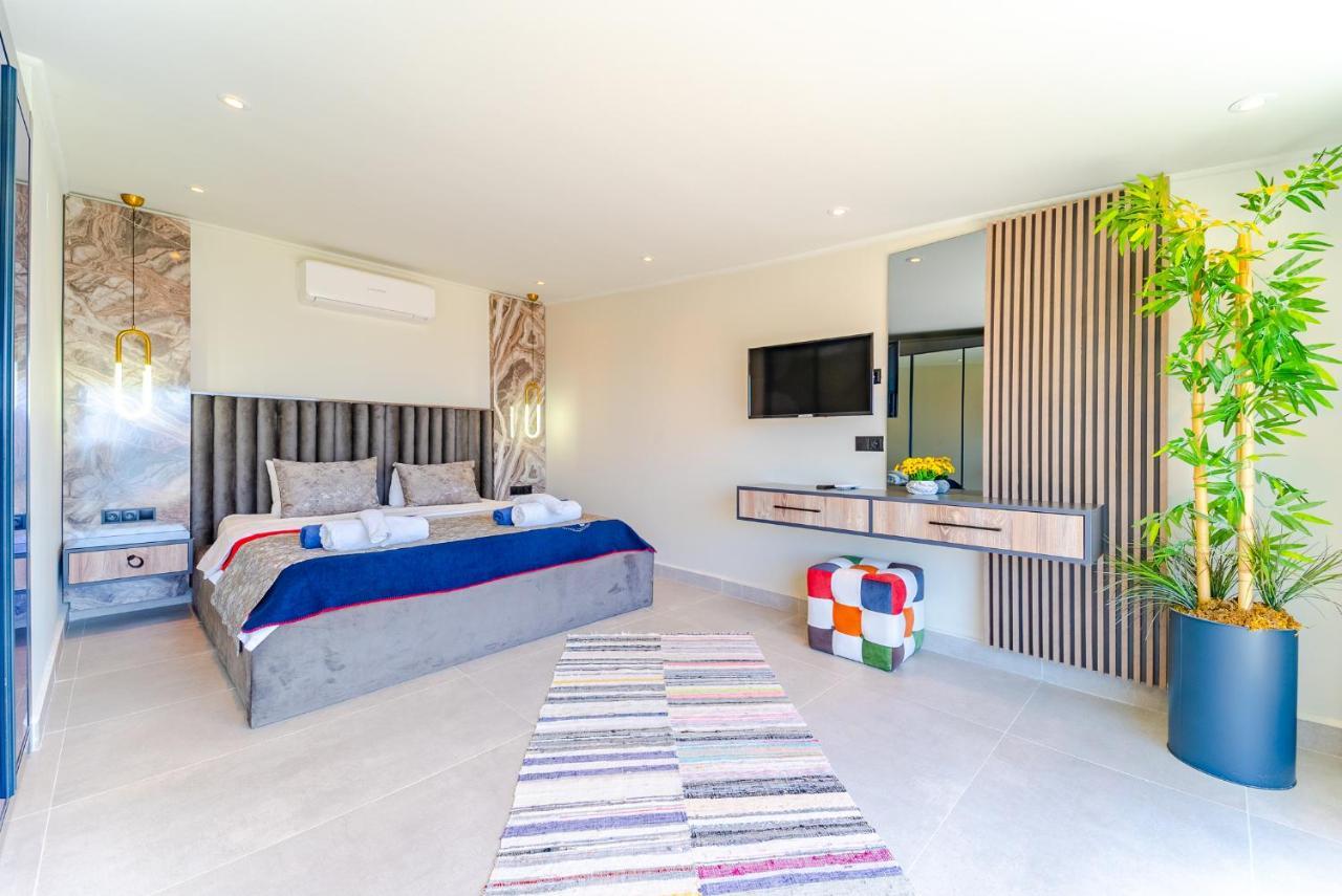 Kazarman, Kalkan'in Kalbinde Denize, Merkeze Villa Kalkan