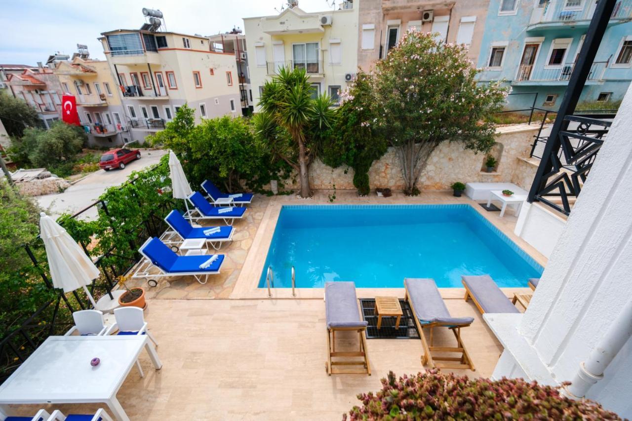 Yigit * Kalkan