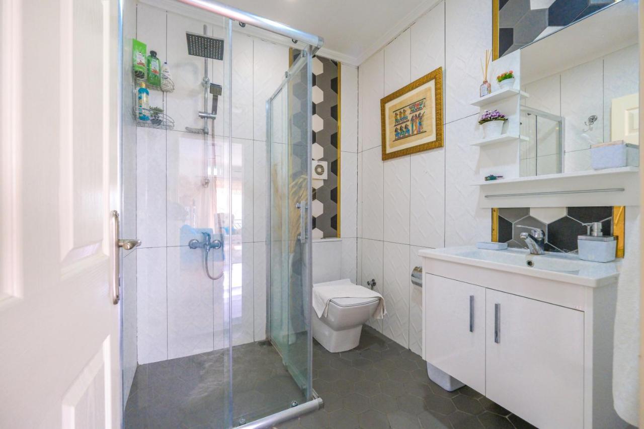 Yigit Apartment *